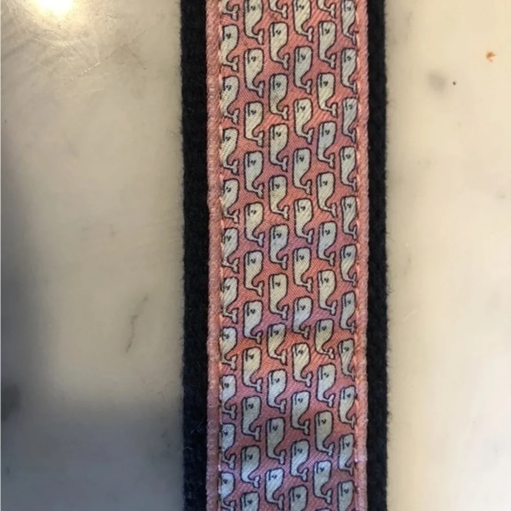 Vineyard Vines pink whale‎ belt